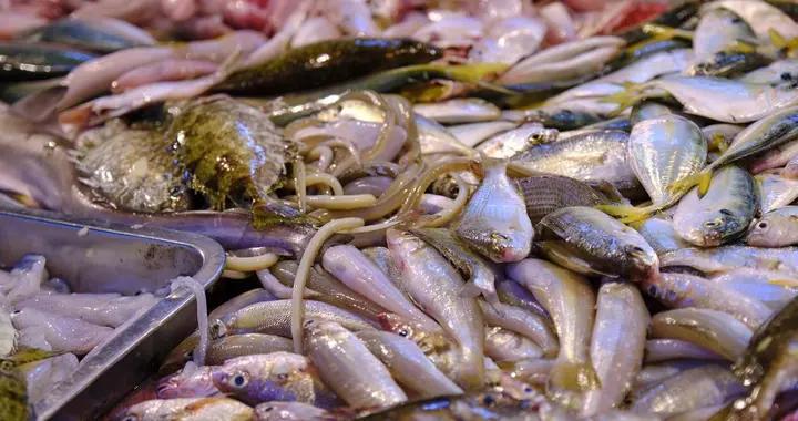 春節前後，這3種魚儘量少買，可能含有甲醛或重金屬，魚販不敢喫