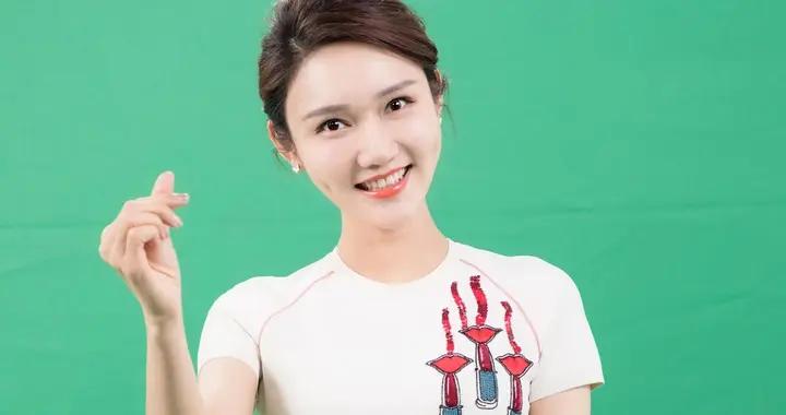 擠走董卿、靠爹上位、央視“窮鬼”，龍洋私生活謠言有多離譜？