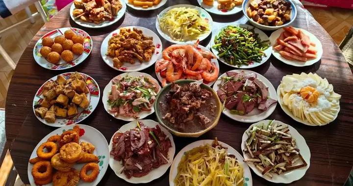 今天除夕夜，無論貧富，飯桌都要擺這5道“硬菜”，寓意日子紅火