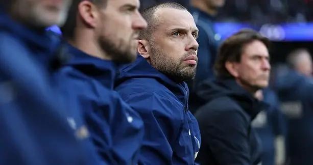 郵報：熱刺考慮讓海廷加臨時帶隊，羅比-基恩也進入討論範圍