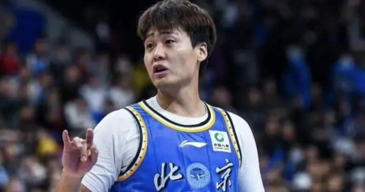 媒體人：趙睿自行玩社媒，俱樂部被罰有點冤但替他分擔了壓力