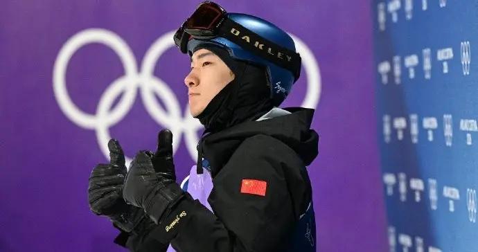 超越自己，蘇翊鳴將北京冬奧會坡面障礙技巧銀牌升級金牌