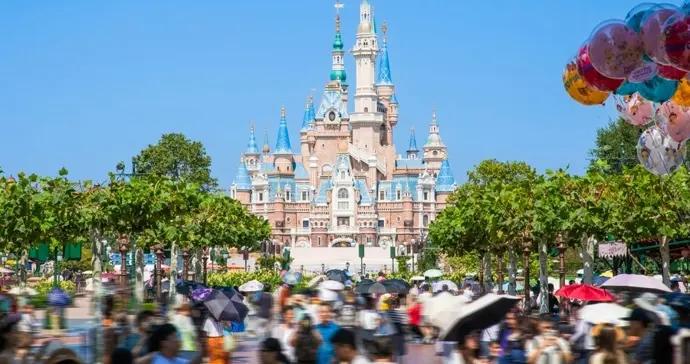 煙花，巡遊都要煥新升級！上海迪士尼3月20日開啓“10歲生日慶典”