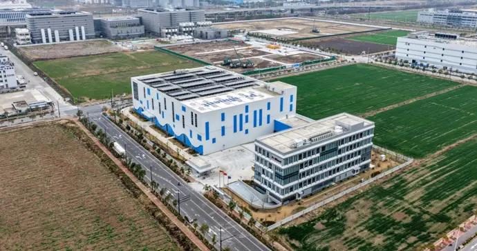 2026開年臨港新片區東方芯港：重點項目開工投用，產業版圖再擴容