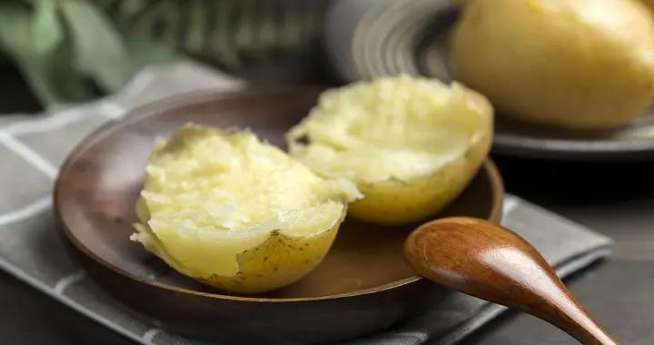 一個掉秤超快的方法：晚餐喫一個土豆+一份水煮菜