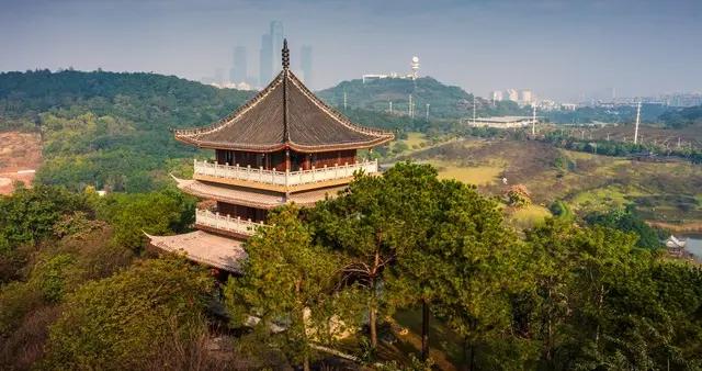 爲啥廣西南寧青秀山景區如此火爆？深受遊客喜愛，去了一趟就懂了