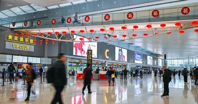 上海機場人氣旺，單日客流量連續三天刷新紀錄