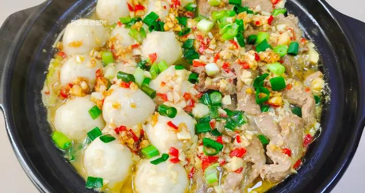 不想炒菜，就這樣燜一鍋！蒜香味在口中爆發、有菜有肉營養豐富