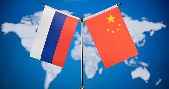 中俄數據擺在眼前，普京樂了，歐洲恍然：難怪特朗普怕得不行