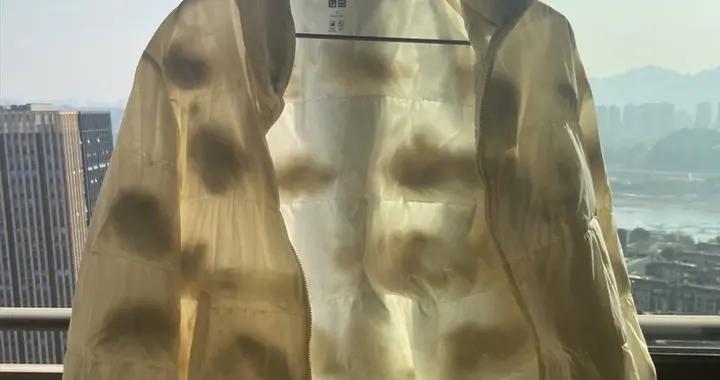 羽絨服怎麼洗，才能不鑽絨不結團？用這4個方法洗完後，乾淨如新