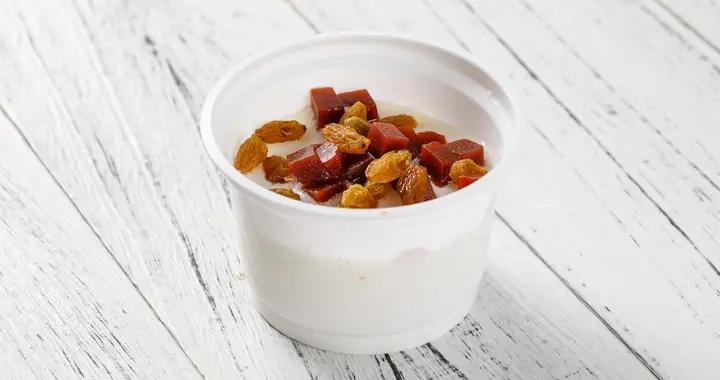 別再空腹喝酸奶了！營養師提醒：這樣喝才能留住益生菌和營養