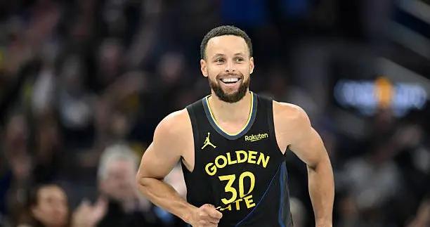 每日經濟新聞：安踏CEO親自出馬與庫裏洽談，雙方合作可能性高