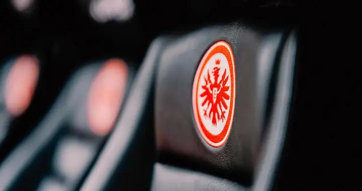 官方：因球迷多起違規行爲，法蘭克福被德國足協重罰44.02萬歐