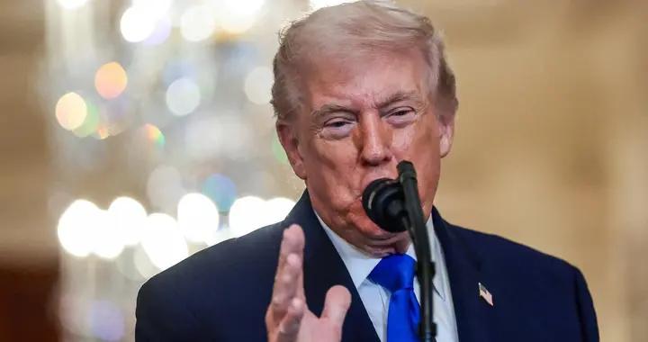 連開兩槍，特朗普訪華要泡湯？中方反擊準時開始，對美秋後算賬