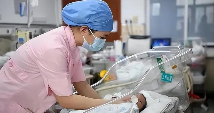 2025年出生人口792萬！性別比達111.5，爲何新生男孩比女孩多？