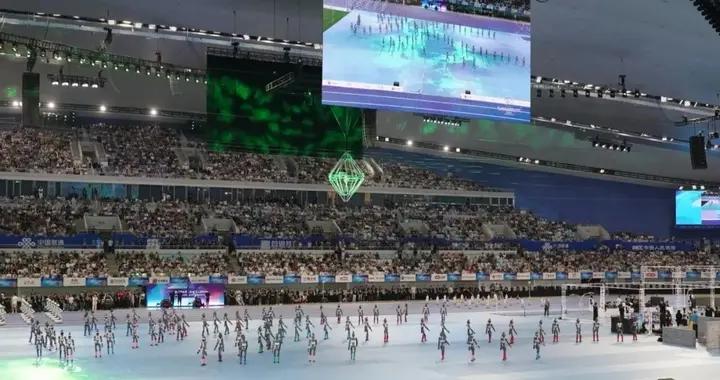 和機器人比射門——U16國足主帥楊晨，勝！