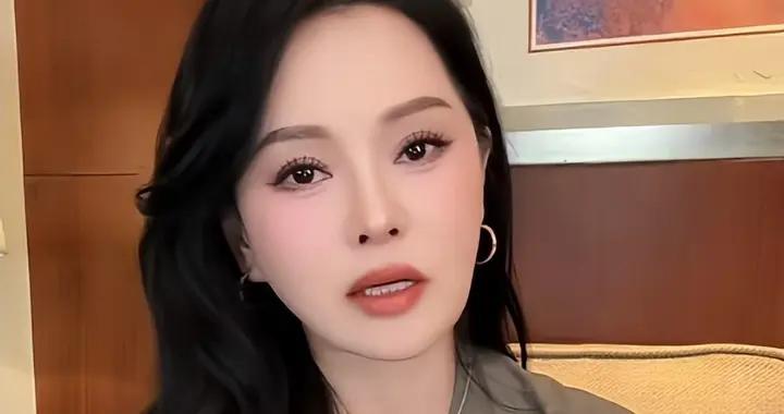 58歲伊能靜七夕曝拼二胎原因，不是秦昊拴不住了，而是她活明白了