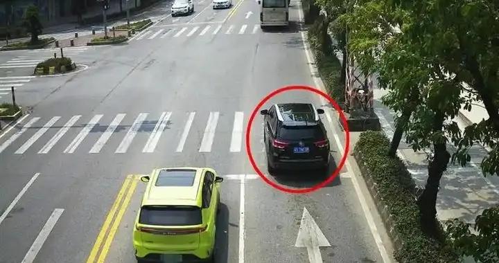自動駕駛違章誰背鍋？新版道交法定調：這種情況車主不用擔責
