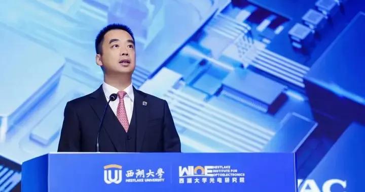 科研的稀缺性正在瓦解， “全民科研時代”即將到來