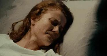 一個邪門但有效的香香睡眠法......