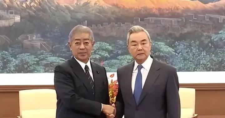 王毅外長當面警告巖屋毅：爲侵略歷史翻案，日本難以擁有未來