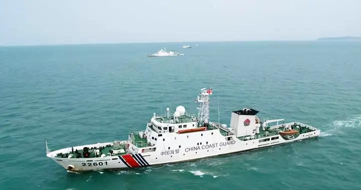 菲律賓玩大了，划走中國馬歡島，中方以牙還牙，海上移動堡壘亮相