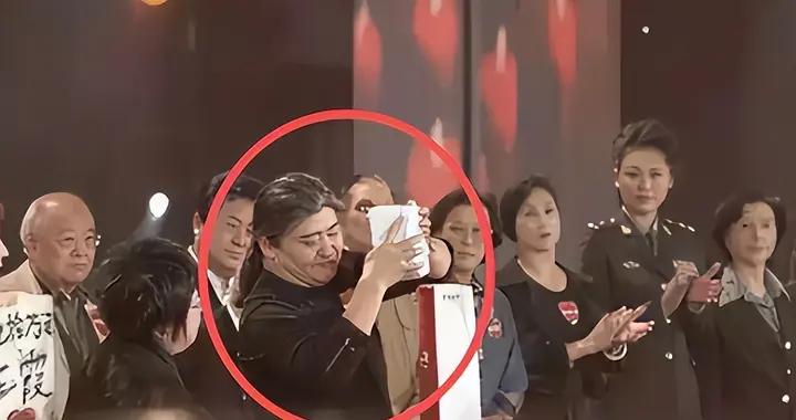 不查不知道！劉歡18年前一件舊事被扒，原來他和王菲是一樣的人