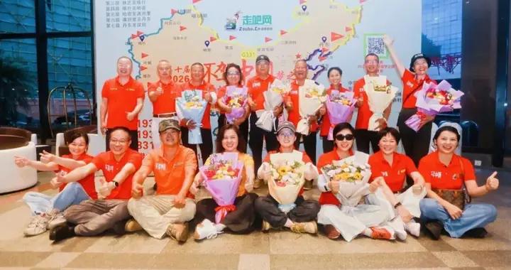 平均58.8歲，108天34424公里，繞中國一整圈！山河已閱，此行無憾