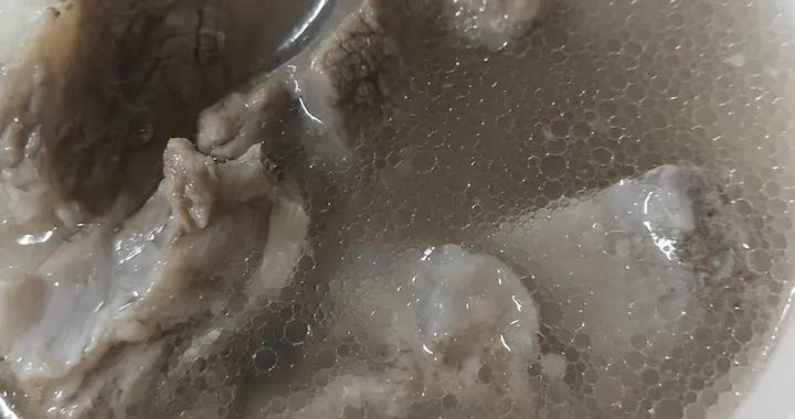 燉排骨時，這3味佐料是