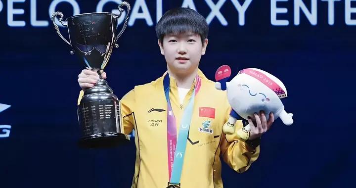孫穎莎入選教科書僅2天，讓人擔心的事發生了，網友：不配不適合