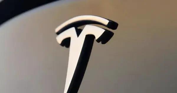 特斯拉Model Y L後輪塌陷最新後續：官方修改車主手冊參數