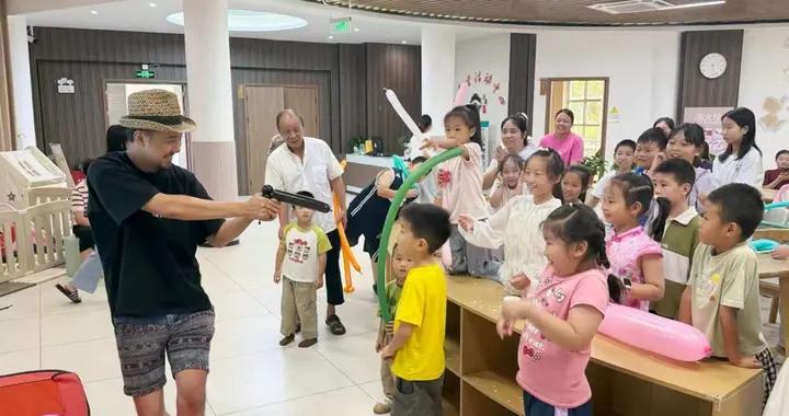 500平方米裝下全齡幸福，萬春裏成了金山廊下人的“寶藏中心”