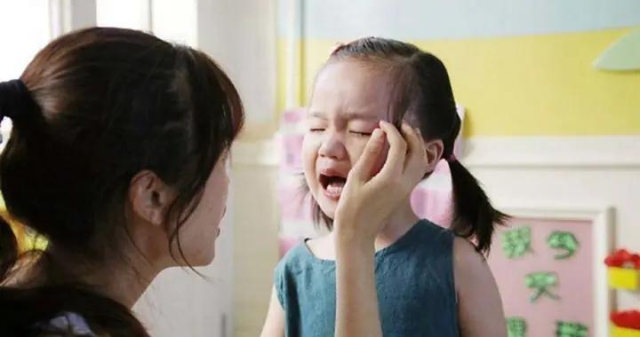 “女兒留級只爲了照顧弟弟”，終於明白爲何娃越懂事越容易得心病