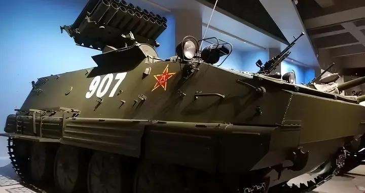解放軍自研第1款履帶式火箭炮：摧毀越南高平的70式130毫米火箭炮