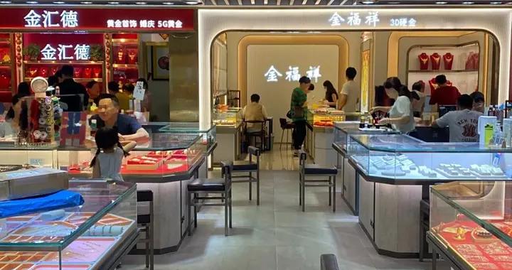 兩個侄子私下爭大伯房子，50歲丁克夫妻馬上做試管，小叔一家傻眼