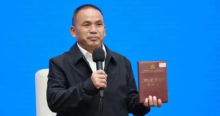 羣衆心中的央企駐村書記：從“鍍金幹部”到“老王”“春花”
