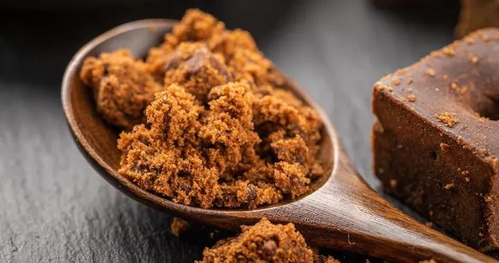 經血堵在肚子排不乾淨？6 種食療好物，調理經期量少