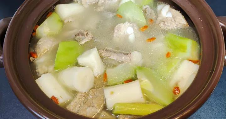 秋天，雞湯魚湯不如這湯！堅持一週燉一次，一口肉一口湯太舒服