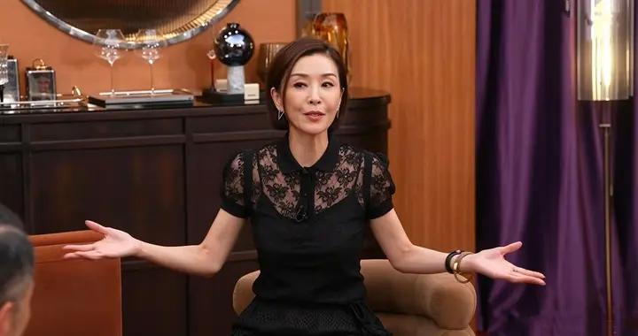 女星伍詠薇自曝險遭侵犯，男名人當衆拖她進廁所 包廂衆人冷眼旁觀