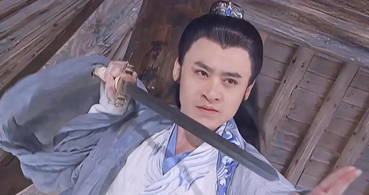 慕容復是“裝瘋”還是“真瘋”？你看他改頭換面後掌握了哪個門派