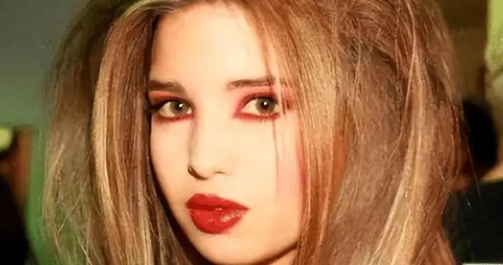 上任五天就被掃地出門，特朗普爲何開掉最喜歡的金髮大美女