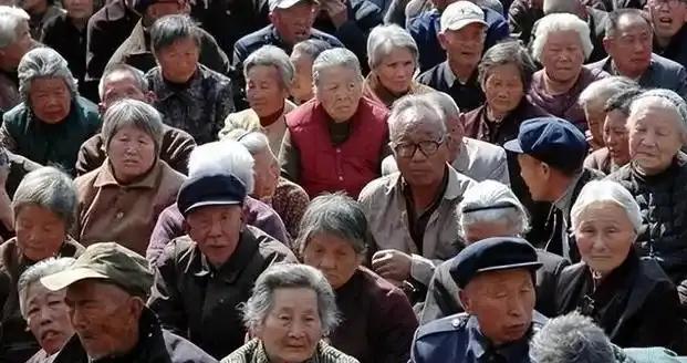 美國戰略界盯上中國人口，低生育疊加老齡化，長期發展迎來新課題