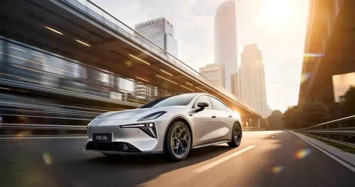 13.29萬起售，深藍 L06 訂單1小時破2萬！麋鹿測試成績超越保時捷 911