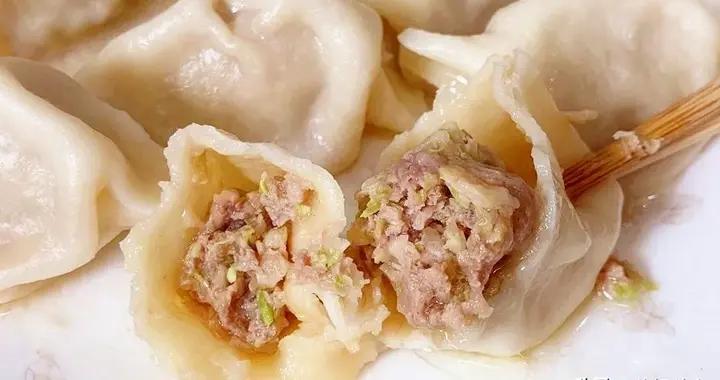 做白菜餃子，白菜不要直接拌餡，多做一步，餃子餡特鮮嫩不出水！