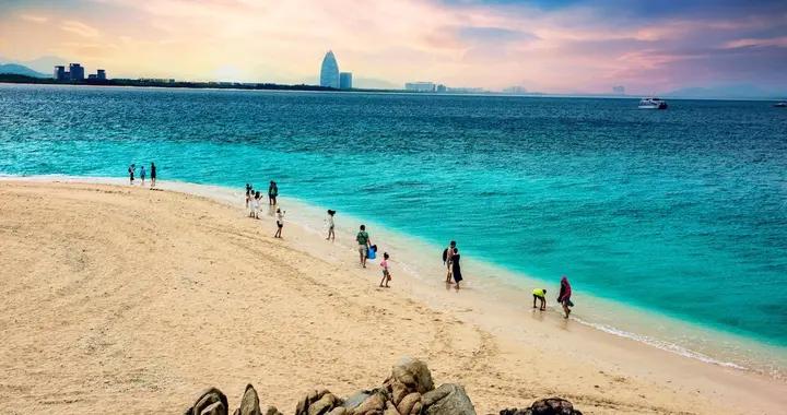 如何更好滿足“候鳥老人”的精神需求？