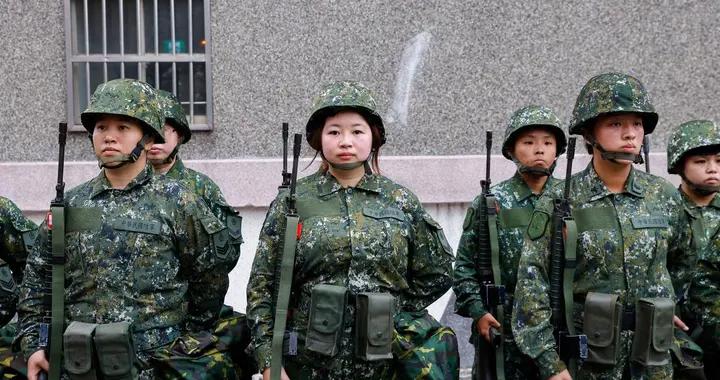 環臺軍演第二天，臺當局慫了：絕不打第一槍！因爲開槍即是統一時