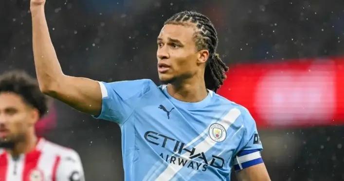 記者：曼城後衛阿克不希望冬窗租借至西漢姆聯