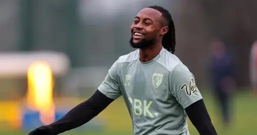 記者：在涉及塞門約未來的問題上，利物浦的名字很少出現