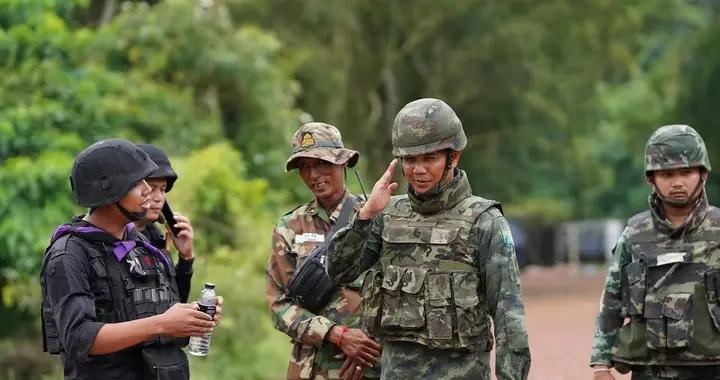 泰柬衝突撕碎特朗普臉面，泰國出動F16，摁着柬埔寨打