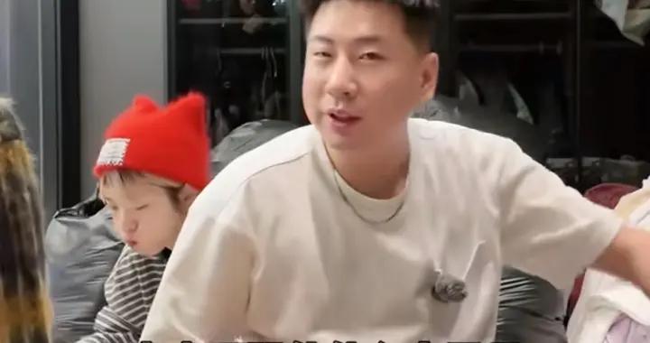 趙本山女兒賣奢侈品，回收師裝滿23個大垃圾袋，69萬的包都不要了